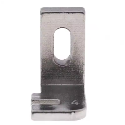 BROTHER TOP BUTTON FOOT 4 MM 913