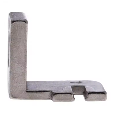 BROTHER TOP BUTTON FOOT 4 MM 913