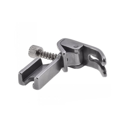 FLAT MACHINE BACK SCREWED FOOT