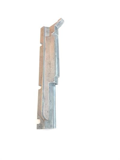 JUKİ OVERLOK KAPAK MENTEŞESİ 6700