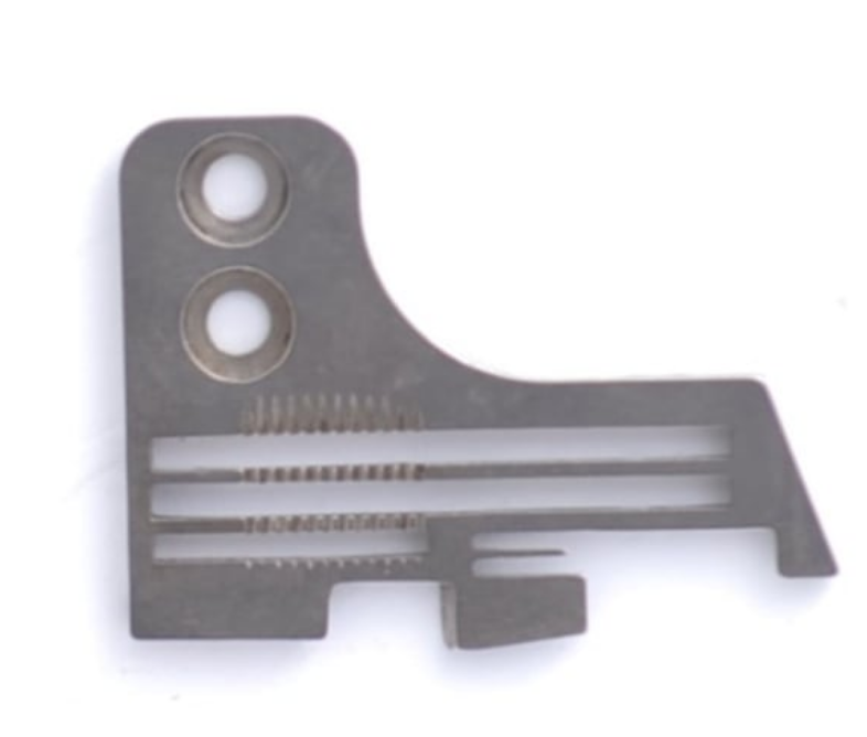 PEGASUS OVERLOK 4 İPLİK GENİŞ DİLLİ PLAKA M700