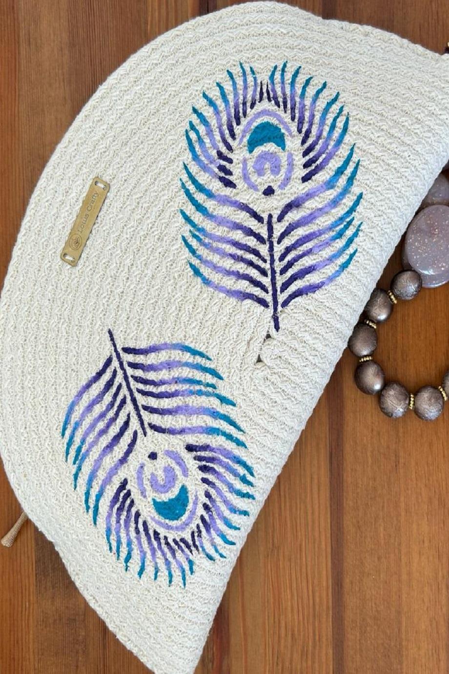 Chic Feather, Unique Design Clutch