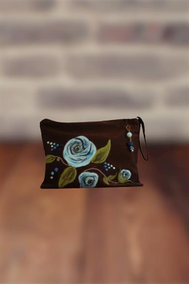 Chic Handmade Velvet Clutch 