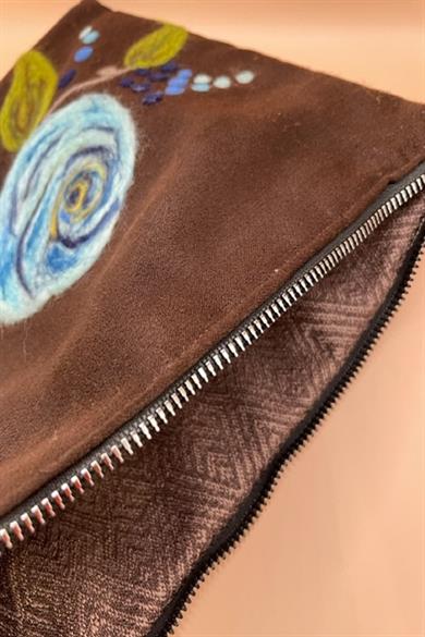 Chic Handmade Velvet Clutch 
