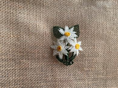 Daisy Bouquet Handmade Brooch