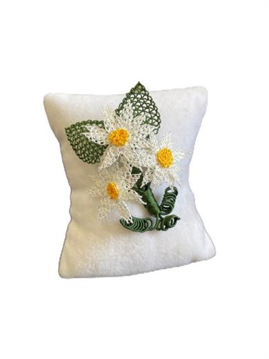 Daisy Bouquet Handmade Brooch