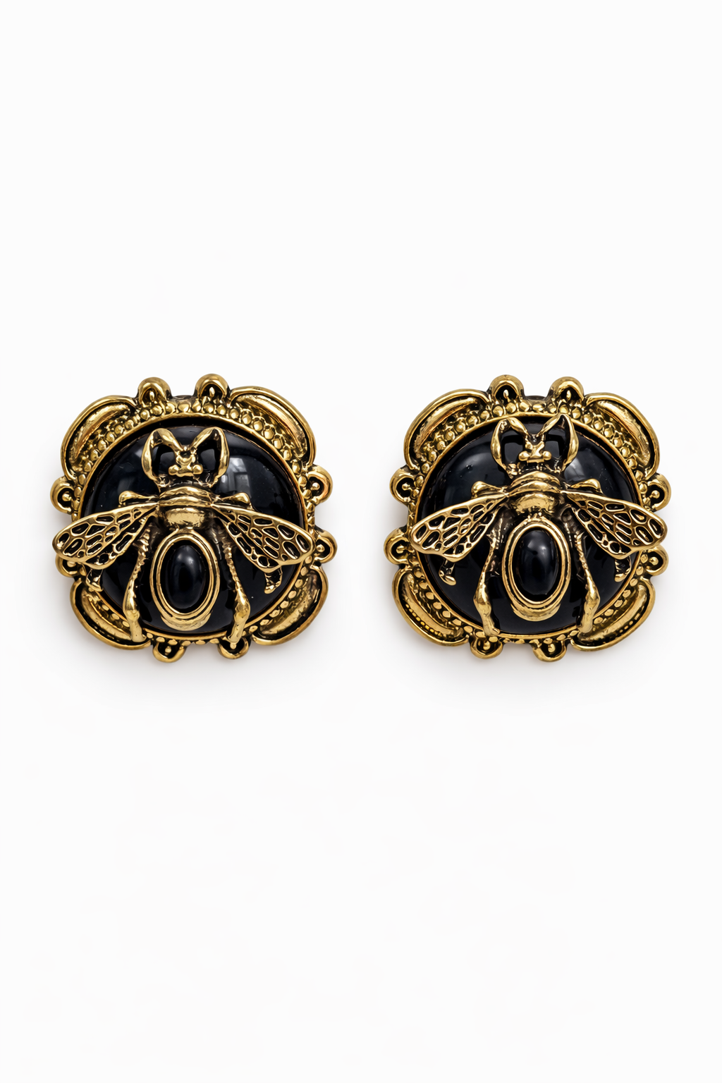 Antik Gold Arı Figürlü Siyah Taşlı Çelik Küpe