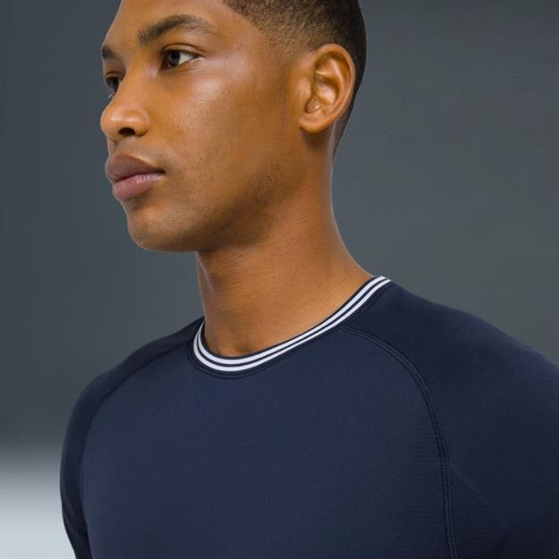  Wilson Court Performance Crew Tişört