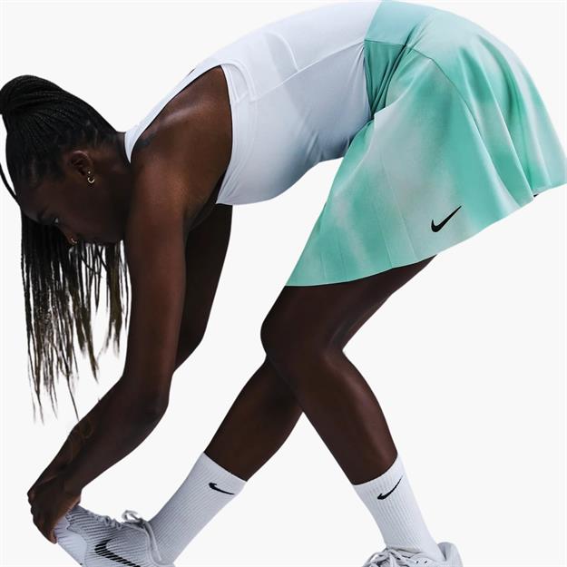 Nike Advantage Dri-FIT Tenis Eteği