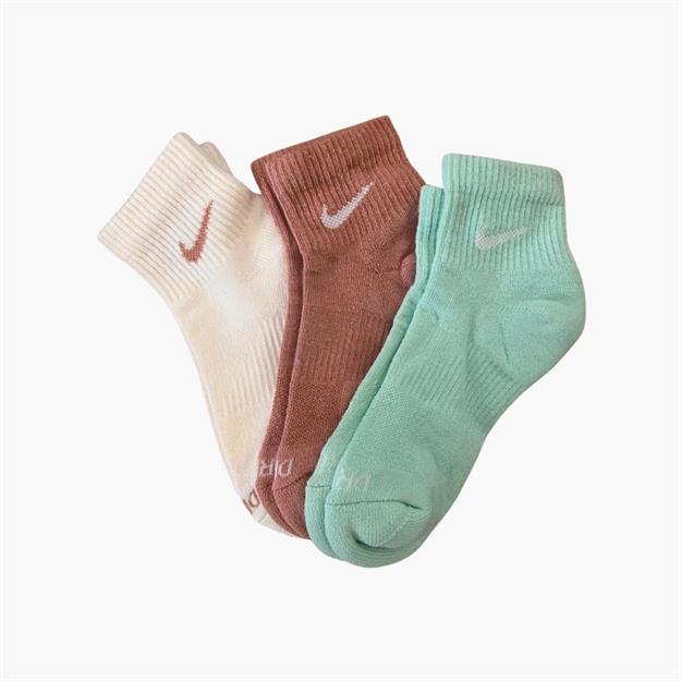 Nike Everyday Plus Yastıklı Antrenman Çorabı 3lü