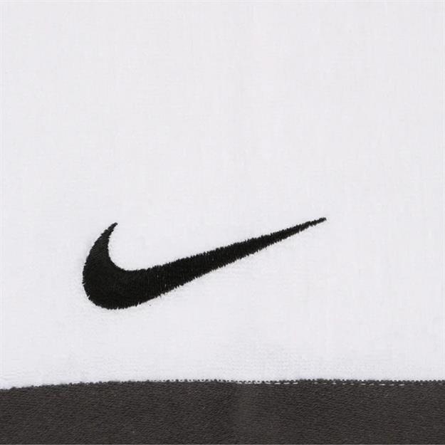 Nike Fundamental Sporcu Havlusu - Beyaz