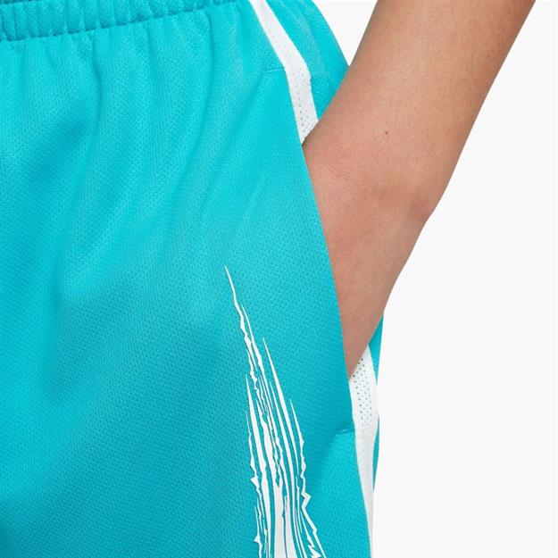 Nike Multi Dri-FIT Genç Çocuk Şortu - Camgöbeği