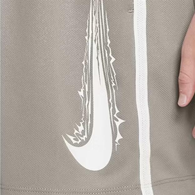 Nike Multi Dri-FIT Genç Çocuk Şortu - Yağ Yeşil