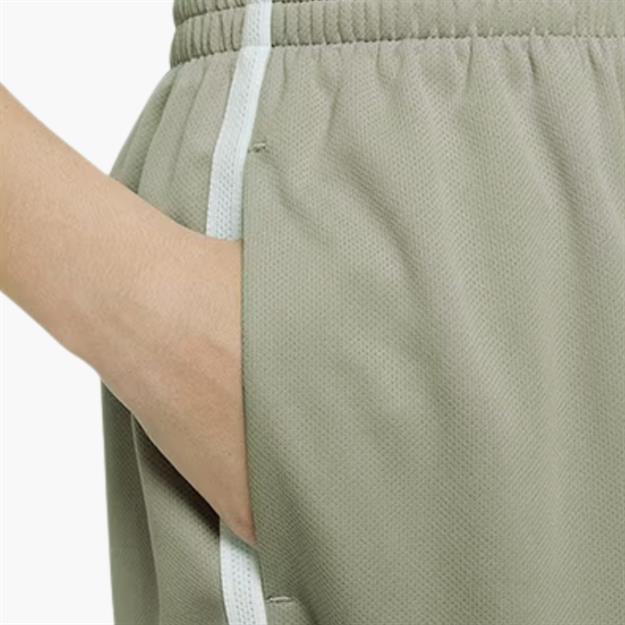 Nike Multi Dri-FIT Genç Çocuk Şortu - Yağ Yeşil