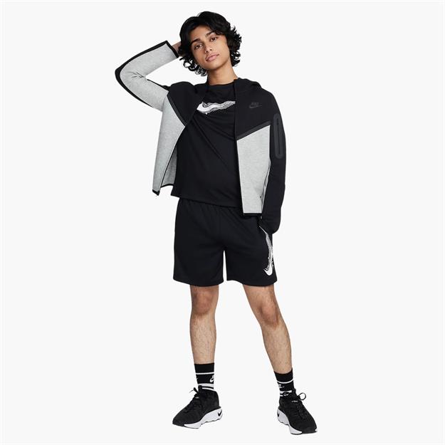 Nike Multi Dri-FIT Genç Çocuk T-Shirt - Siyah