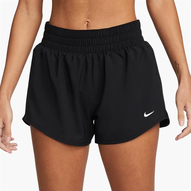 Nike One Dri-FIT Orta Belli Kısa Astarlı Şort 8 cm - Siyah