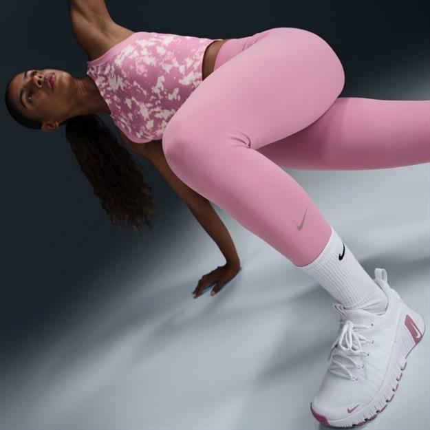 Nike One Dri-FIT Yüksek Belli Antrenman Taytı - Pembe