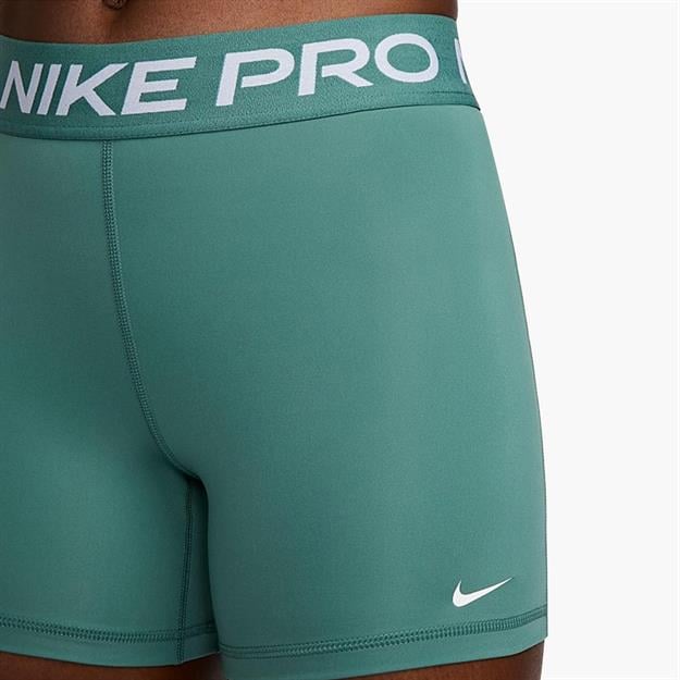 Nike Pro 365 13 cm Şort - Yeşil