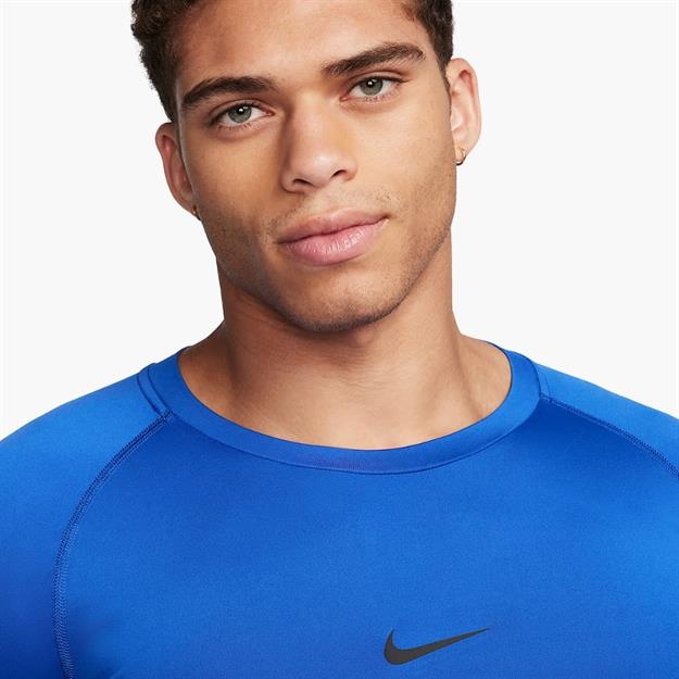 Nike PRO  Dri-FIT Uzun Kollu Fitness Üstü 