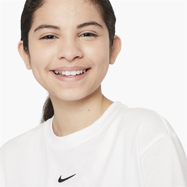 Nike Sportswear Essentials Genç Kız T-Shirt