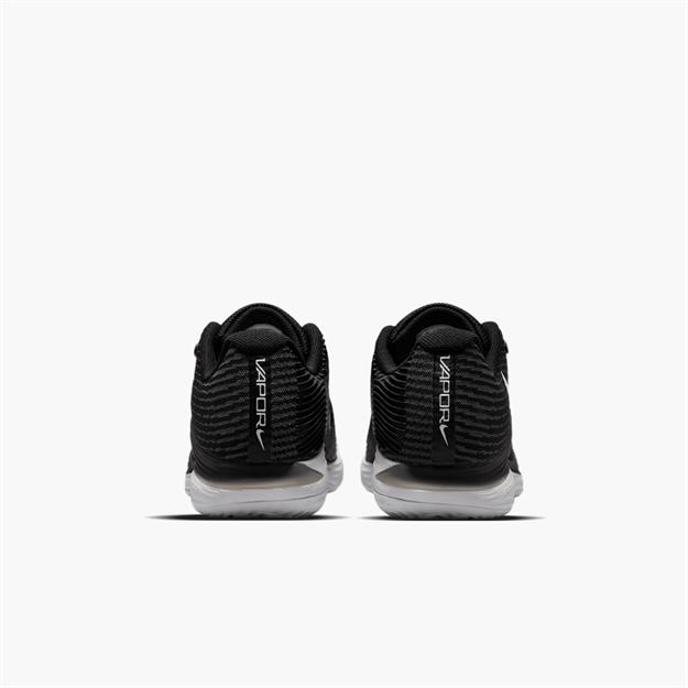 Nike Vapor 12 Toprak Kort Tenis Ayakkabısı