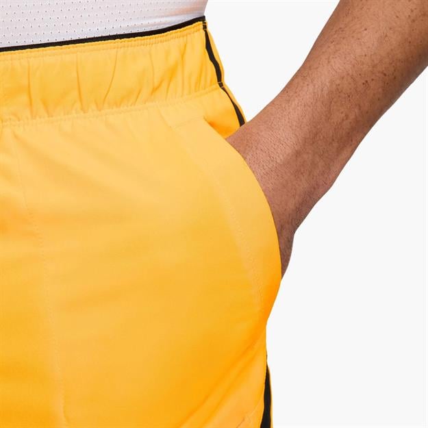 NikeCourt Advantage Dri-FIT 18 cm Tenis Şortu