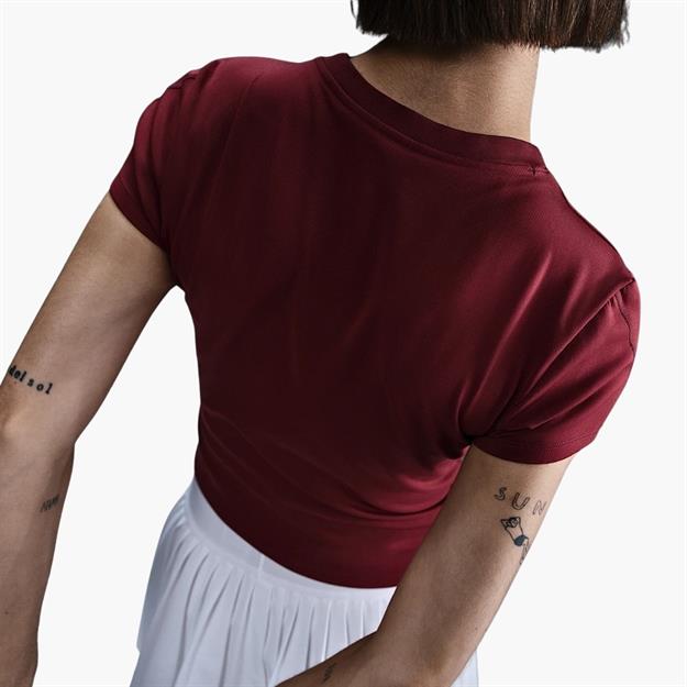 NikeCourt Advantage Dri-FIT Tenis T-Shirt - Kırmızı