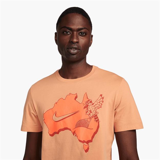 NikeCourt Dri-FIT Erkek Baskılı T-Shirt