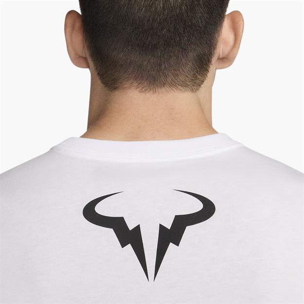 NikeCourt Rafa Erkek Tenis T-Shirt