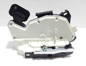 KAPI KILIDI MOTORLU SAG ON VOLKSWAGEN GOLF VI - VII - JETTA III - IV - POLO - SHARAN - TOURAN - PASSAT - AMAROK - CADDY IV 08-/ SKODA OCTAVIA - RAPID