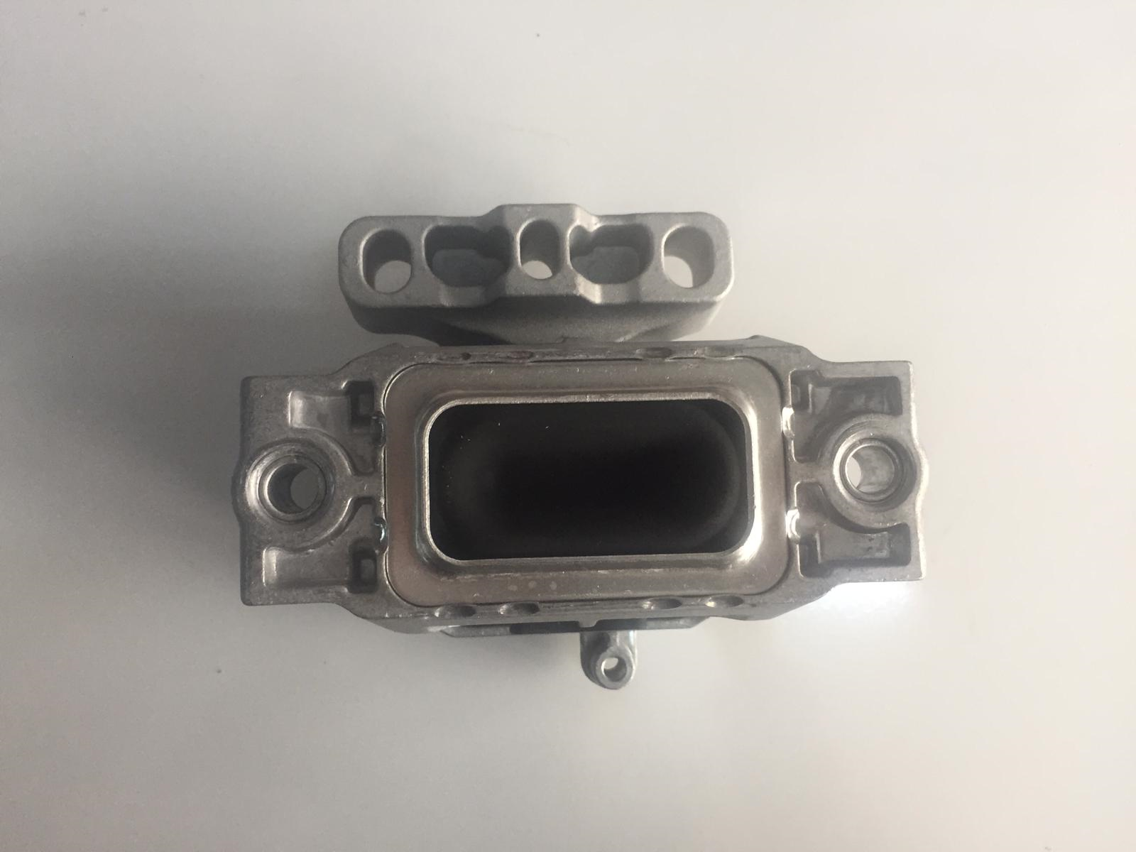MOTOR TAKOZU SAĞ GOLF5-JETTA-A3-LEON BAG-BLF-BLP 1,6 FSİ 04-09 31376 / 27067 01 1K0199262J 1K0199262T