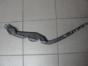 ÖN TAMPON BAĞLANTI BRAKETİ SOL OCTAVİA 2005-