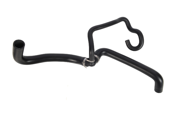 RADYATÖR ALT HORTUMU FORD FIESTA VI  1.4 1706842 8V218B273CA 1514162 8V218B273CB 1519834 8V218B273CC 1535222 1673757