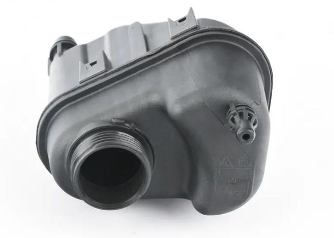 RADYATÖR YEDEK SU DEPOSU  F20 F30 F32 F36 B46 B48
