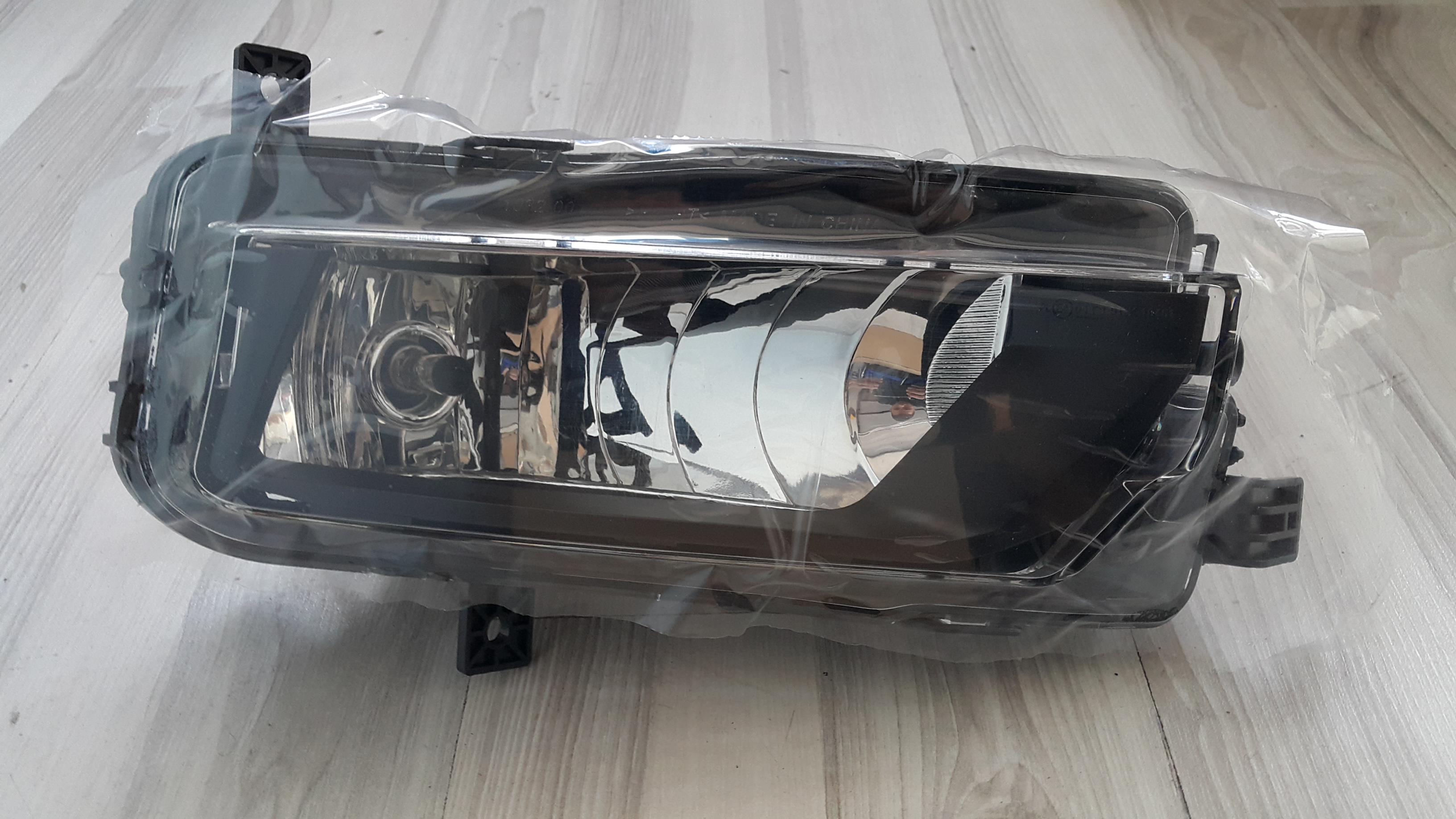 SİS FARI SAĞ CADDY 2014-> 2K5941662B