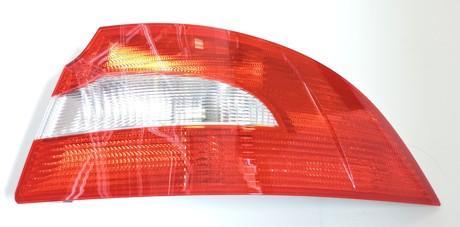 STOP DIŞ SAĞ LEDLİ SKODA SUPER B 2008-2013