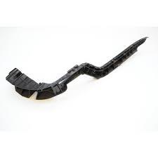 TAMPON BAĞLANTI BRAKETİ ARKA SAĞ PASSAT 2012-->