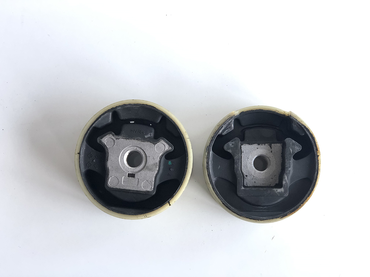 TRAVERS TAKOZU ÜST GOLF5-GOLF6-JETTA-PASSAT-CADDY-A3-LEON 04-13 1K0199868Q 22776 33150 01 1K0199868F 1K0199868J 1K0199868