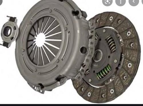 VOLANLI DEBRİYAJ SETİ T5 AXD 2,5 TDİ 04-10 070141015N LUK 600012500