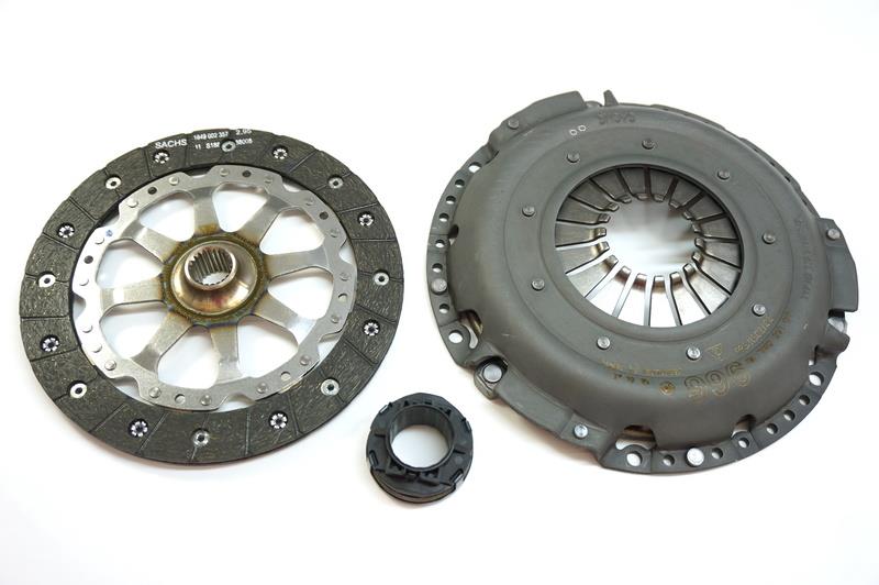 DEBRİYAJ SETİ CARRERA  911 3.4 1997-01