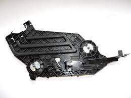 FAR ALT BRAKETİ SOL OCTAVİA 2010-