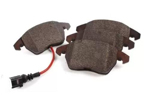 FREN BALATASI ÖN GOLF5-GOLF6-JETTA-CADDY-PASSAT-LEON 04> GDB1550 / FDB1641 1K0698151E 3C0698151B 2358701 0986495412