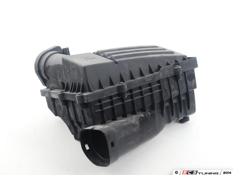 HAVA FİLTRE KUTUSU PASSAT 2011-