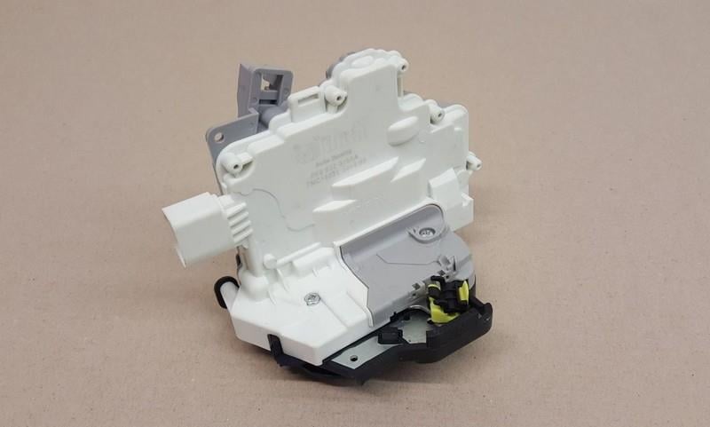 KAPI KİLİT MEKANİZMASI ARKA SOL AUDI A4 05-08