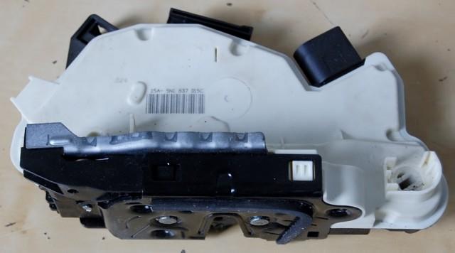KAPI KILIT MEKANIZMASI ÖN SOL A1-AMAROK-FABIA-IBIZA-PASSAT-SUPER B-TIGUAN (08-13) 5N1837015C/A/B - 5ND837015C