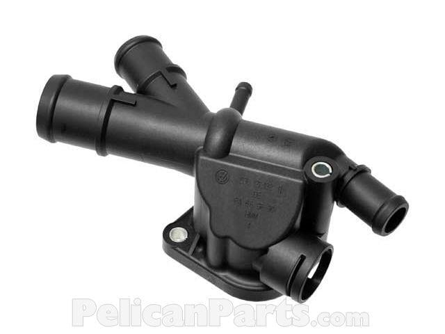 RADYATÖR SU FLANŞI A4-A5-A6-Q5-EX 2.0 TDI CAGA-CAGB 03L121132AA