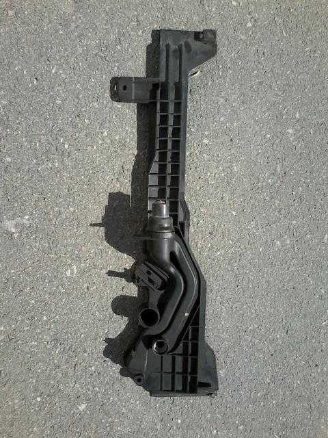 RADYATÖR YAN BAKALİTİ MAN  E53
