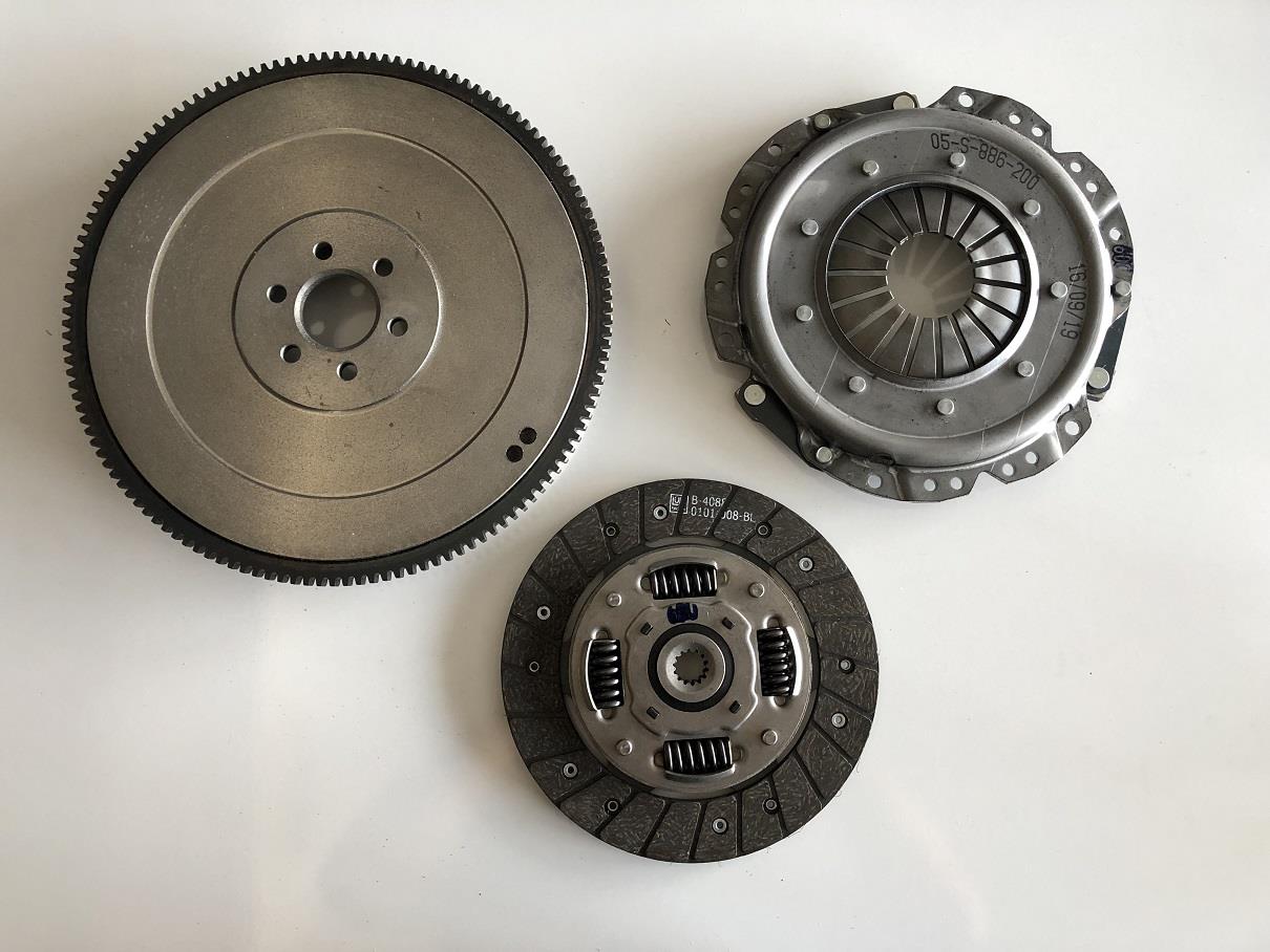 SABİT VOLANTLI KİT VOLANT+BASKI+BALATA ASTRA G-H CORSA C VECTRA B-C MERIVA A X16XEL Z16XE Z18XE 616169 616336 1606205  3000838801