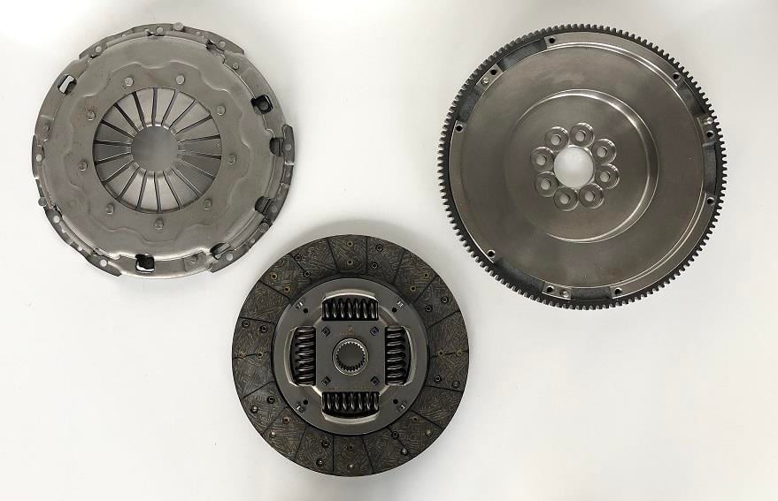SABIT VOLANTLI KIT VOLANT+BASKI+BALATA T5 2.5 TDI 04-10 AXD 600012500 070141015N 0A5141671