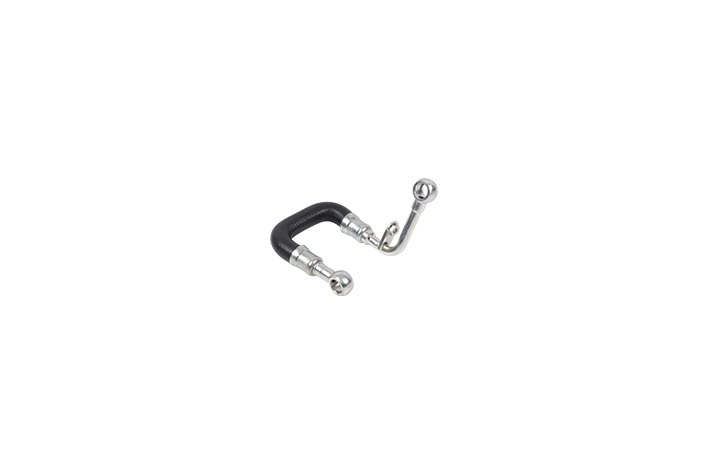 SU HORTUMU V.W. PASSAT V 1.8 A4 / S4 1.8 SEAT EXEO 1.8 SKODA SUPER B I 1.8 06B121497F